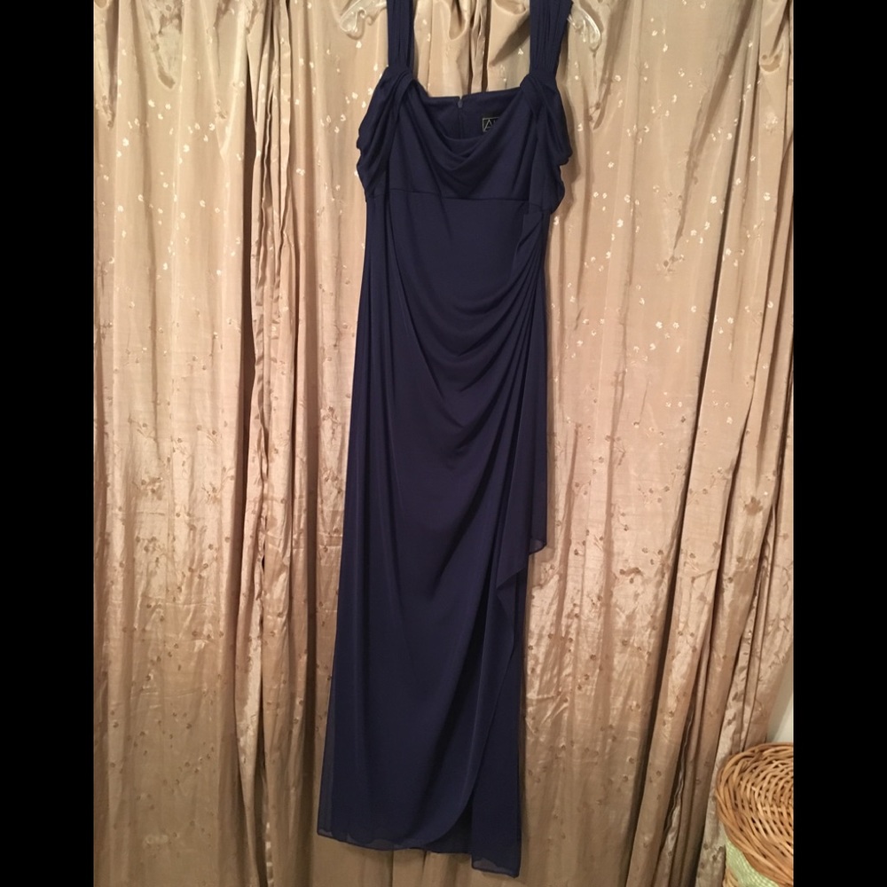 Alex Evenings formal dress. C-2